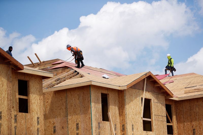 US single-family homebuilding hits five-month high, but trend remains soft