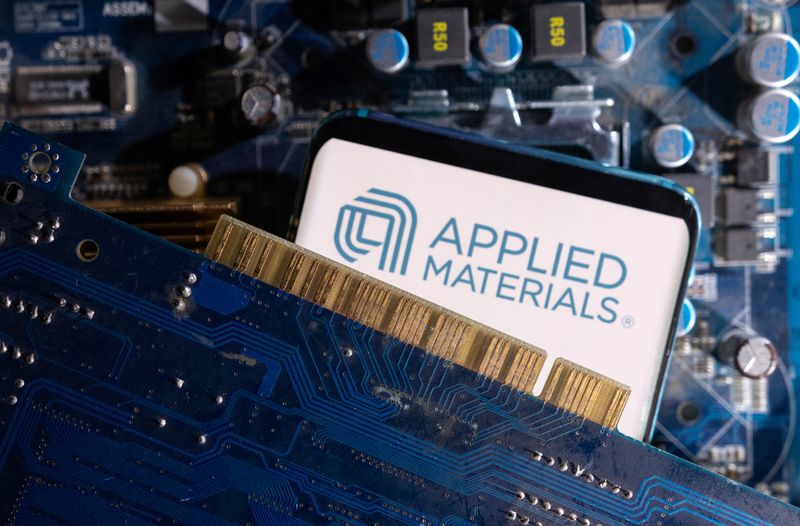 Applied Materials' revenue forecast signals weak spending outside AI chips