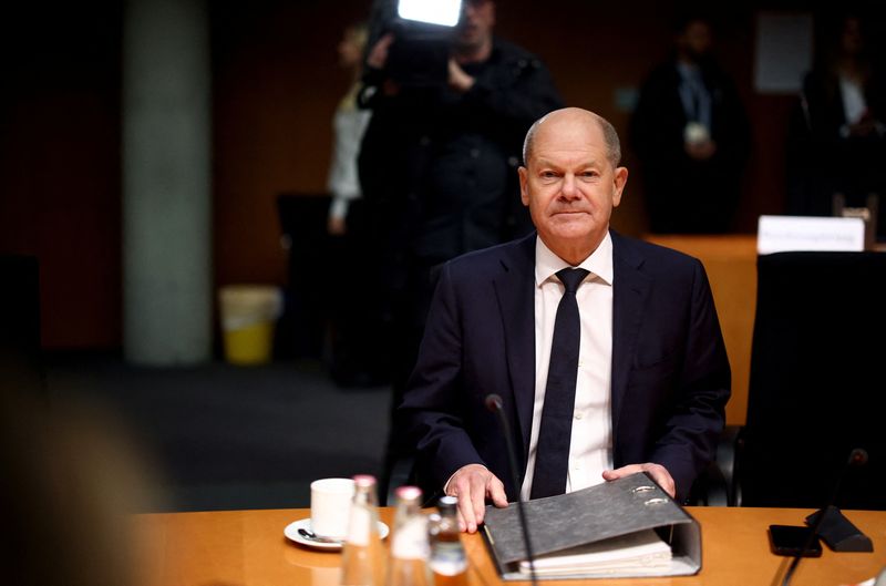 Germany's Scholz wants fractured parliament to act to shield top court from extremists