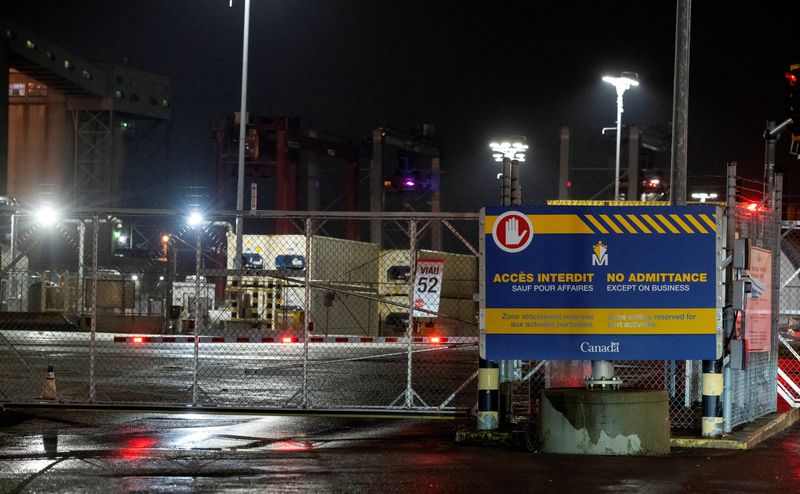 Canada's labour board orders operations to resume at Montreal port