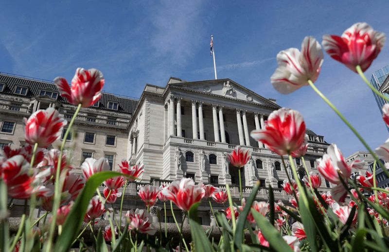 BoE's Taylor says 4 rate cuts by end of 2025 would be gradual