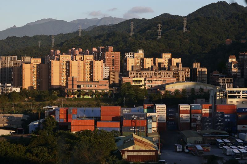 Taiwan October export orders beat forecasts on AI, China demand remains soft