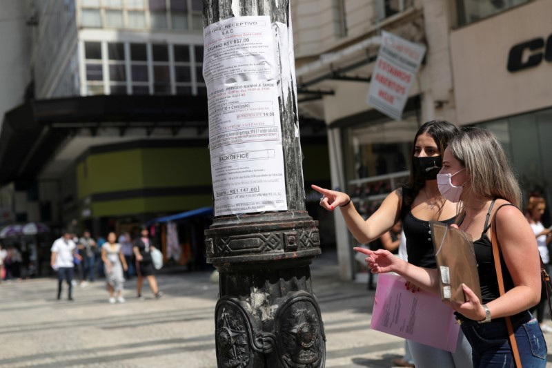 Brazil's jobless rate hits lowest level ever amid inflation concerns