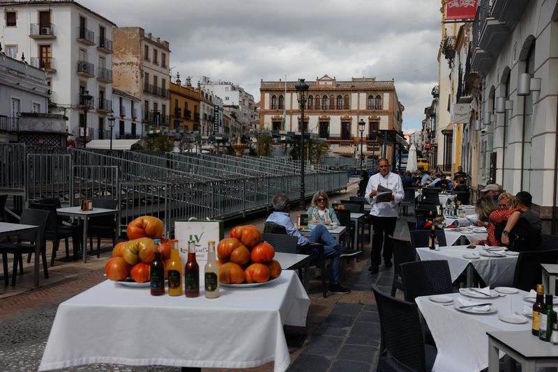 Spain's service sector grows at slowest pace since Jan, PMI shows