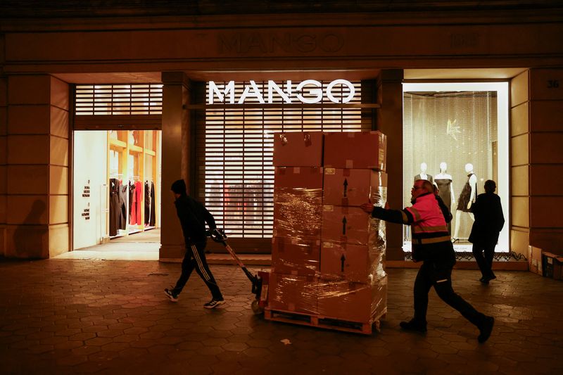 Mango fashion tycoon Andic dies in mountain accident