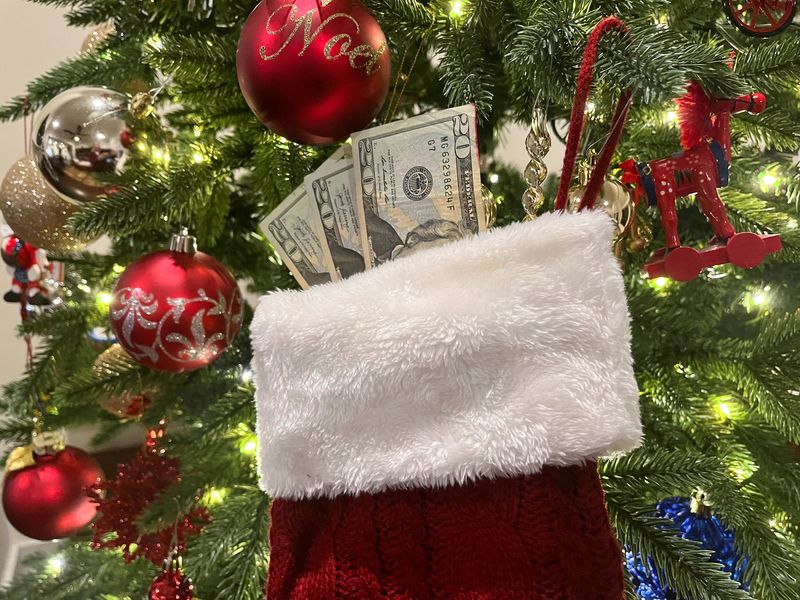 Spread holiday cheer with this year-end tipping guide