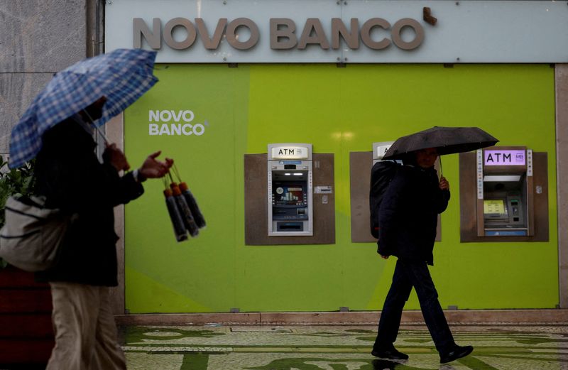 Novo Banco owners to receive $1.34 billion when bank makes first dividend payment