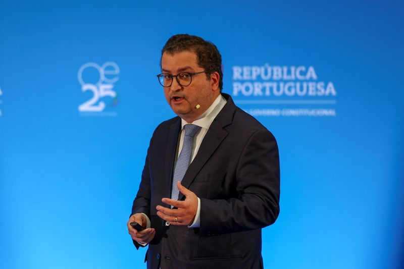 Portugal's growth likely accelerating, finance minister says