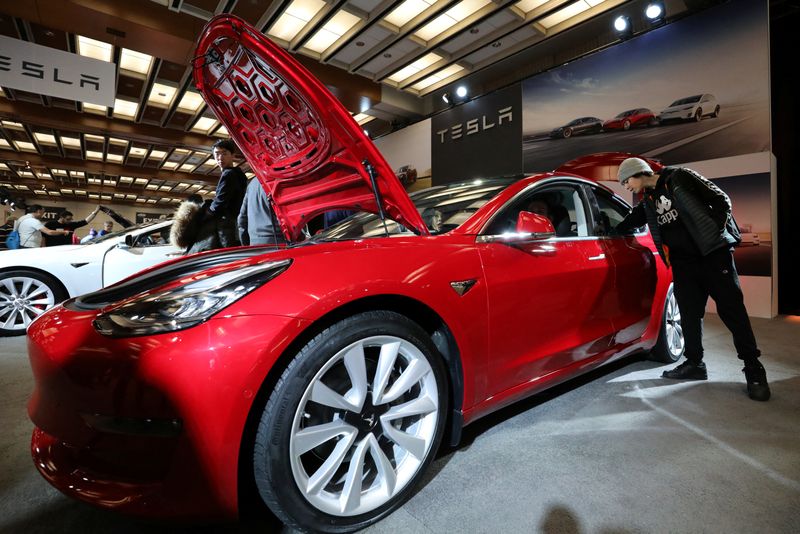 Tesla to significantly raise prices of all cars in Canada, website shows