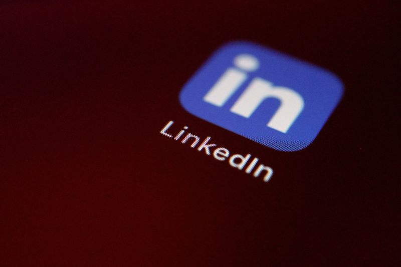 Microsoft's LinkedIn sued for disclosing customer information to train AI models