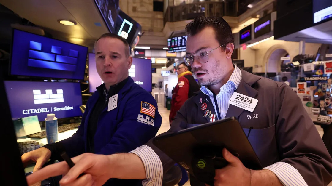 Dow drops 700 points for worst day of 2025 so far on new fears about economic growth