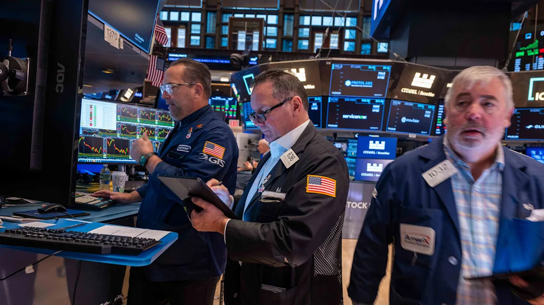 S&P 500 Gains and Losses Today: Index Falls Into Correction Amid Economic Uncertainty