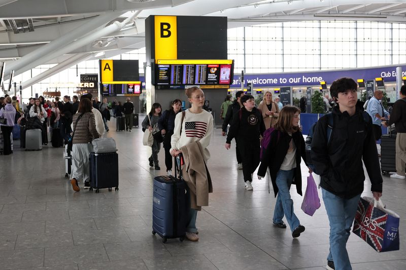 Heathrow resumes operations as global airlines scramble after shutdown